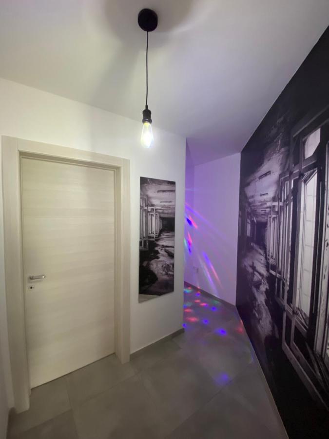 Central- Private En-Suite With Balcony In Shared Residence Pietà Extérieur photo